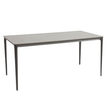 LB-398779-2-2-22-0204-LBmBw-first-_1.jpg